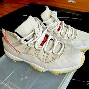 Jordan 11 platinum tint. Sz 11. Last picture is after cleaning.